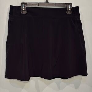 Athleta Black Skort Classic Design Mid-Thigh Length
